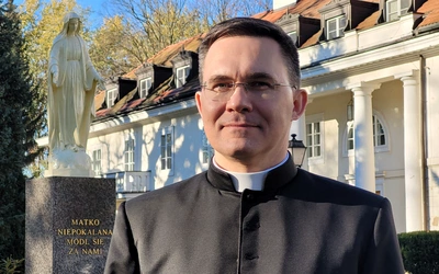 Sprostowanie. Chodzi o zawołanie biskupie ks. Tomasza Sztajerwalda