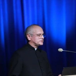 Konferencja o odkryciach w kryptach