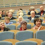 Konferencja o odkryciach w kryptach