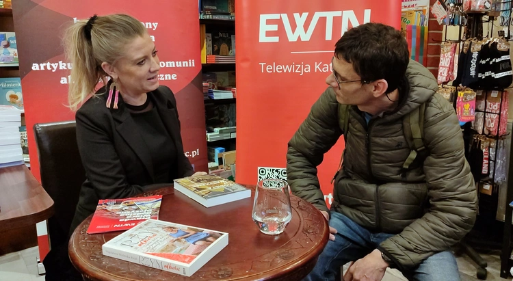 Magdalena Wolińska-Riedi we Wrocławskiej Księgarni Archidiecezjalnej