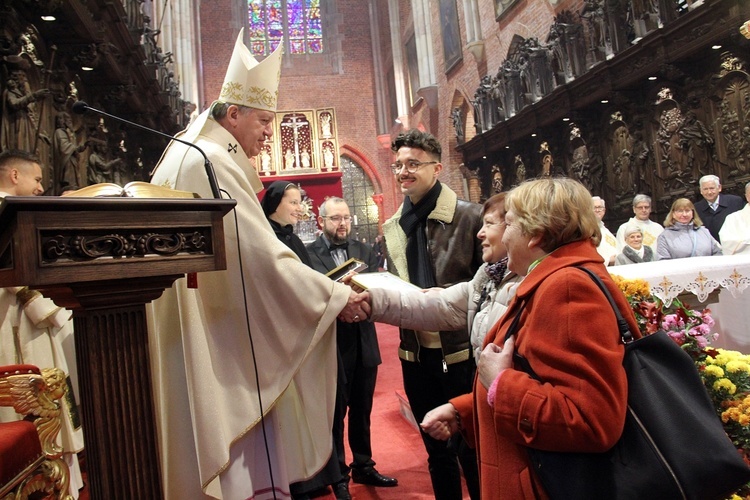 Rocznica poświęcenia katedry i 35-lecie Caritas Archidiecezji Wrocławskiej