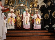 Księżak na katedrze - historyczny ingres biskupa Wojciecha Osiala
