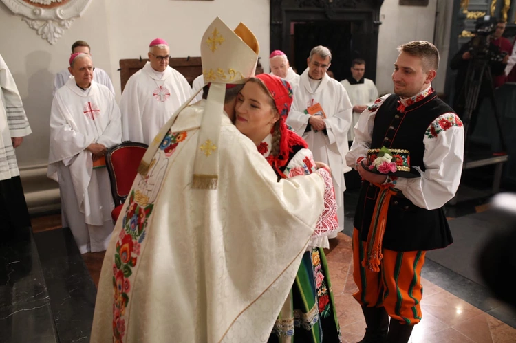 Księżak na katedrze – historyczny ingres biskupa Wojciecha Osiala