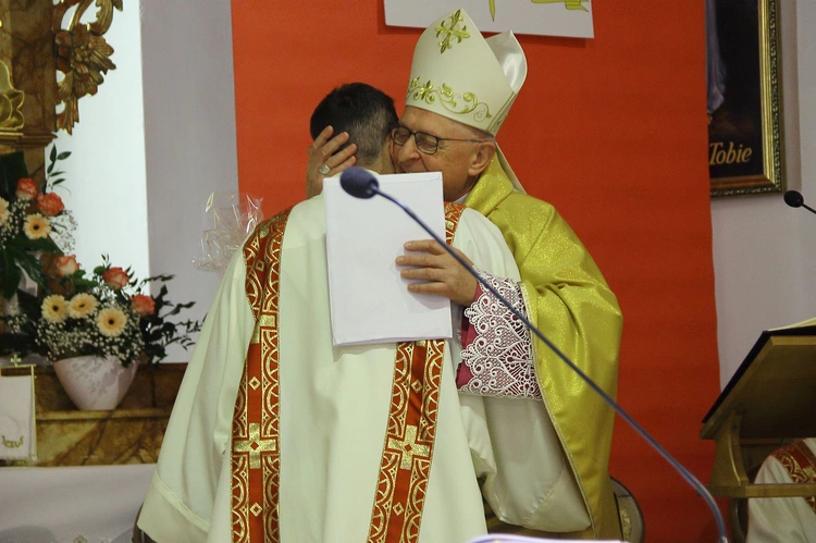 Święcenia diakonatu w Kobylnicy cz. 2
