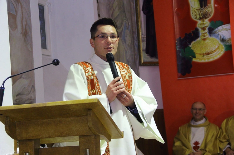 Święcenia diakonatu w Kobylnicy cz. 2