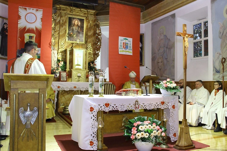 Święcenia diakonatu w Kobylnicy cz. 2