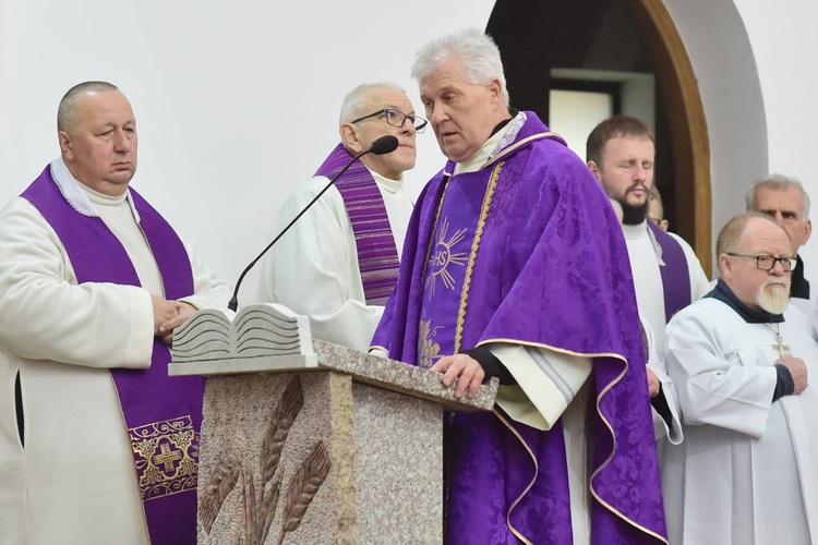 Szczytno. Pogrzeb śp. ks. Lecha Lachowicza