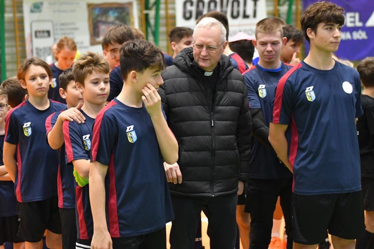 Piłkarski turniej ministrancki w Nowej Soli