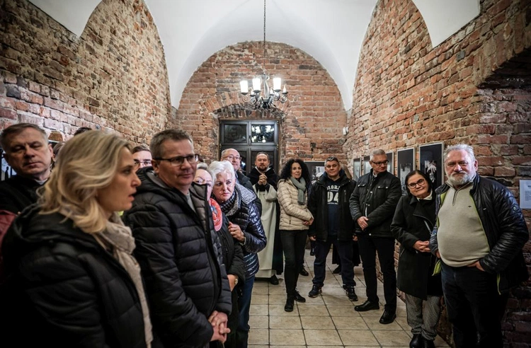 Widok z bliska - wystawa w Starym Opactwie