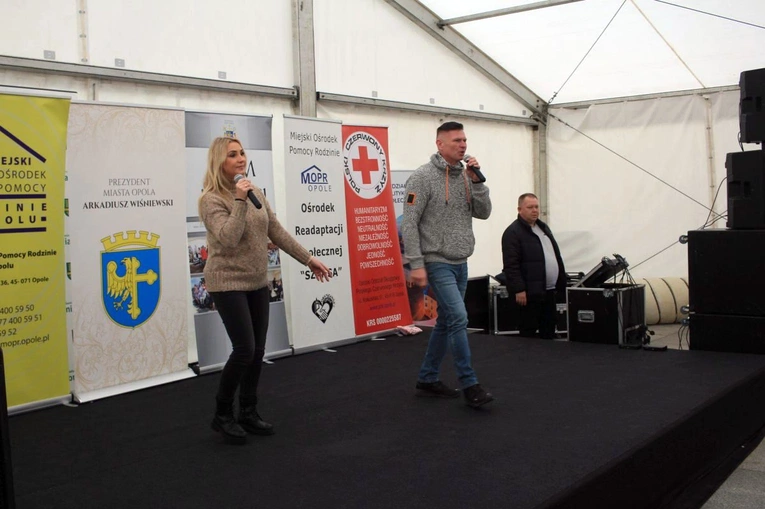VIII Światowy Dzień Ubogich w Opolu - wspólna biesiada