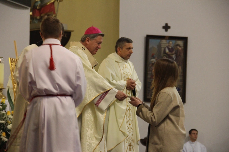 Odpust w parafii NMP Matki Miłosierdzia w Oleśnicy