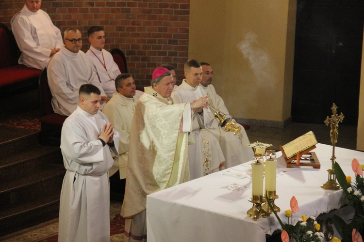 Odpust w parafii NMP Matki Miłosierdzia w Oleśnicy