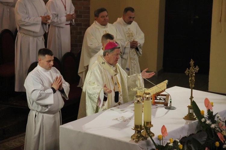 Odpust w parafii NMP Matki Miłosierdzia w Oleśnicy