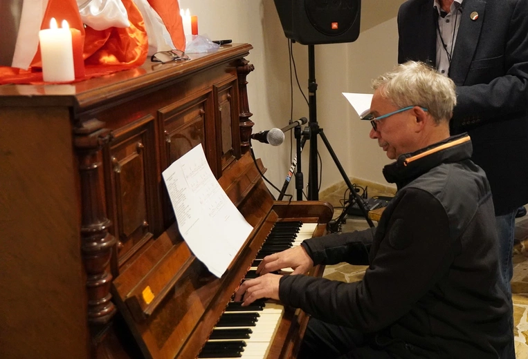 Biało-czerwono u "Wawrzynów"