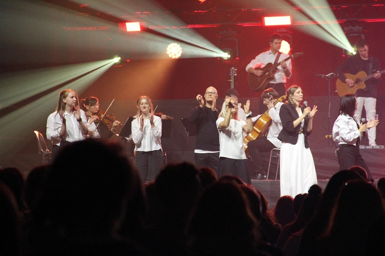 Koncert "On mocą" w hali Orbita we Wrocławiu 2024