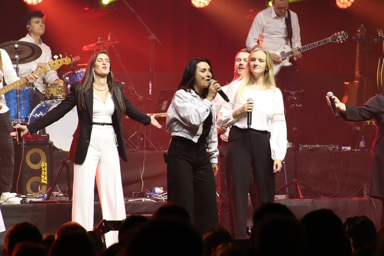 Koncert "On mocą" w hali Orbita we Wrocławiu 2024