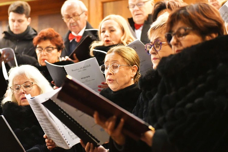 Koncert chóru "Cantemus Domino"