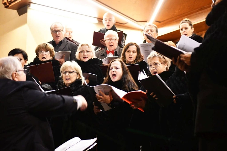 Koncert chóru "Cantemus Domino"