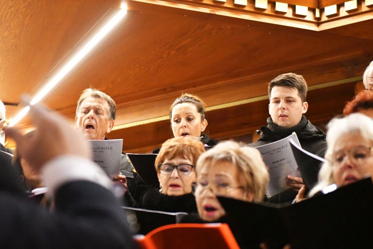 Koncert chóru "Cantemus Domino"