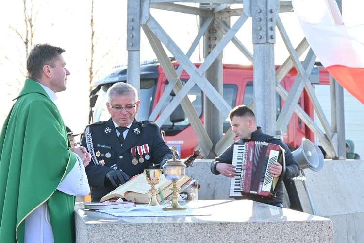 Ku pamięci i przestrodze