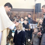 Żbikowice. Uroczyste wprowadzenie obrazu Ulmów