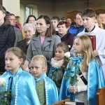 Żbikowice. Uroczyste wprowadzenie obrazu Ulmów