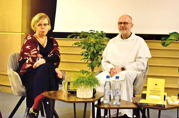 Magdalena Dobrzyniak i o. Tomasz Franc OP.