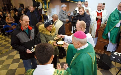 Hasłem tegorocznych obchodów były słowa „Modlitwa biednego przeniknie obłoki” (Syr 35,21).