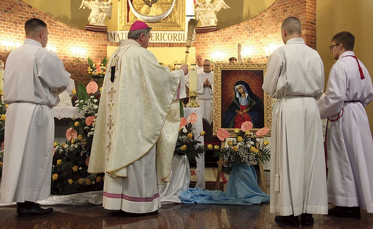 Poświęcenie kopii obrazu Matki Miłosierdzia.