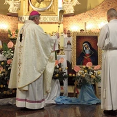 Poświęcenie kopii obrazu Matki Miłosierdzia.