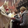 Abp Kupny docenił codzienną pracę wolontariuszy parafialnych zespołów.