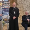 „Zaczynamy iść w jednym kierunku”. Historyczne spotkanie skrzywdzonych z biskupami