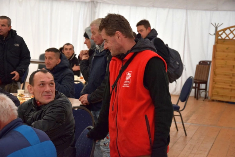 Pielgrzymka ubogich i bezdomnych do MB Ostrobramskiej