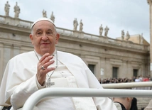 Papież Franciszek: Charyzmaty należą do wszystkich