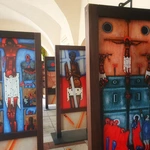 Tarnów. Plenerowa wystawa ikon br. Marcina Świądra