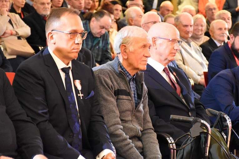 Krzyże Wolności i Solidarności