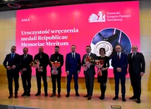 Wręczono medale Reipublicae Memoriae Meritum