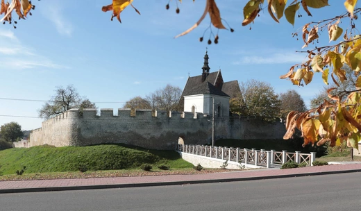 Szydłów - miasto otoczone murami