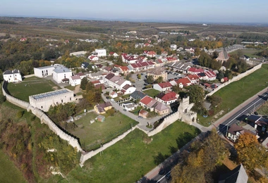 Szydłów - miasto otoczone murami