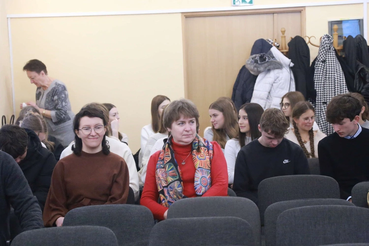 Sesja o ks. Łazarskim