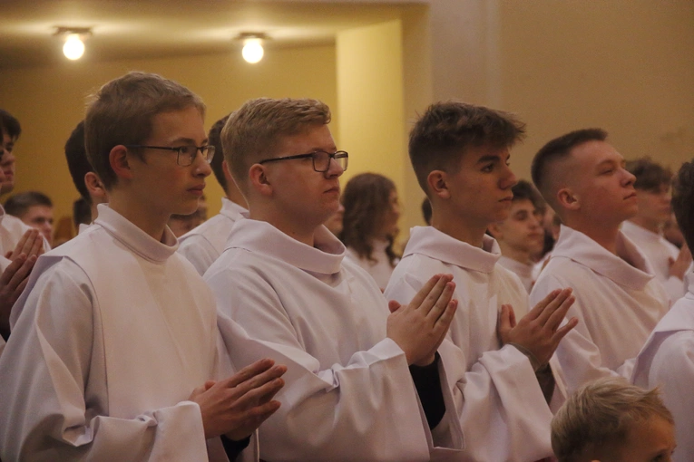 Nowi animatorzy parafialnych wspólnot ministranckich