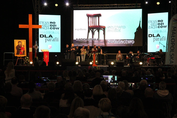 Tarnów. III Forum Parafialnych Rad Duszpasterskich