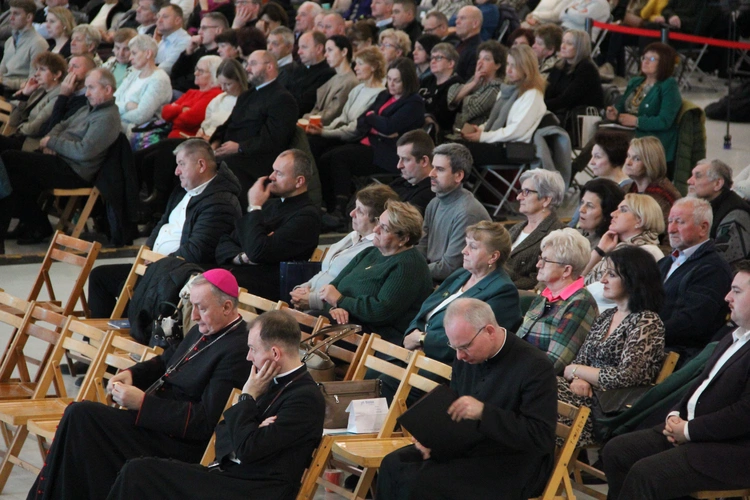 Tarnów. III Forum Parafialnych Rad Duszpasterskich