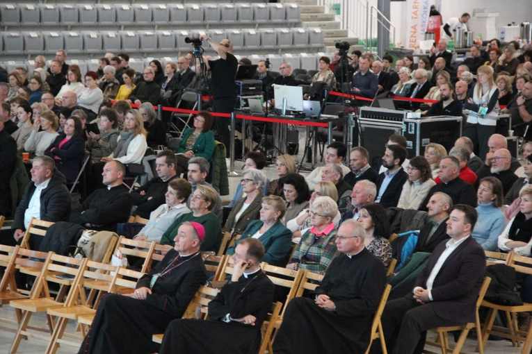 Tarnów. III Forum Parafialnych Rad Duszpasterskich