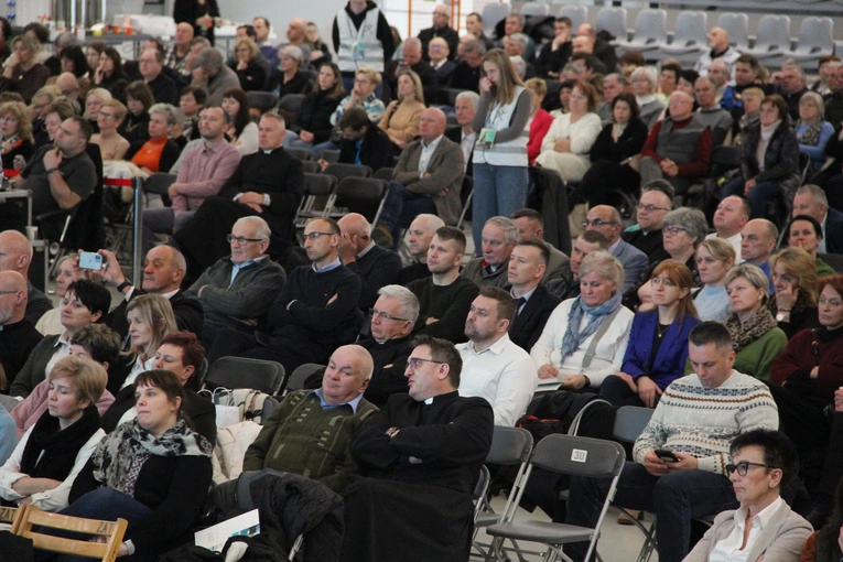 Tarnów. III Forum Parafialnych Rad Duszpasterskich