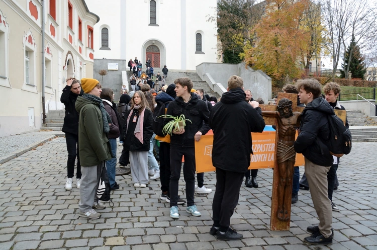 Pielgrzymka na rozpoczęcie Ławki ŚDM