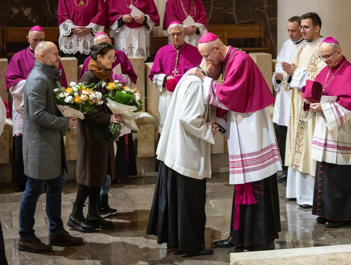 Archidiecezja. Nieszpory rozpoczęły Rok Jubileuszowy setnej rocznicy powstania diecezji katowickiej