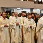 Trwa Modlitewny Wieczór Młodych