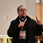 Trwa Modlitewny Wieczór Młodych