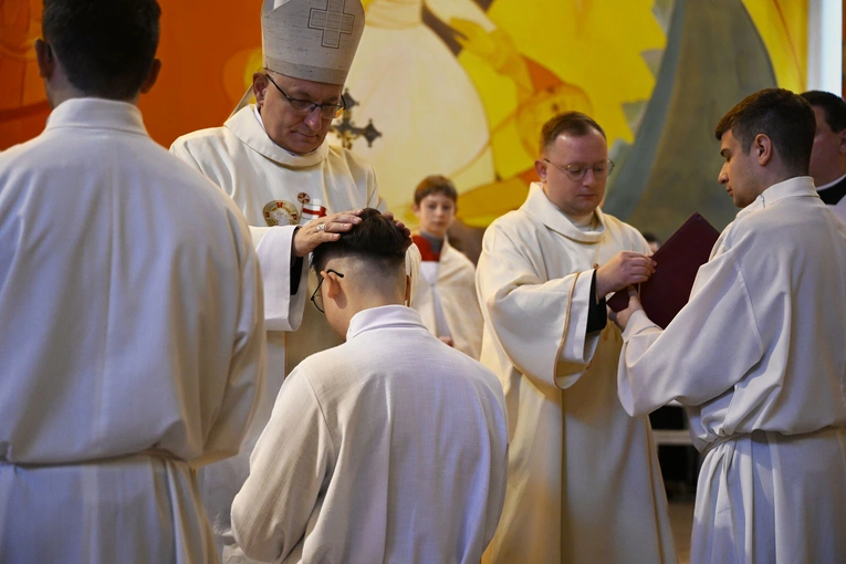 Święcenia diakonatu w Szczecinku